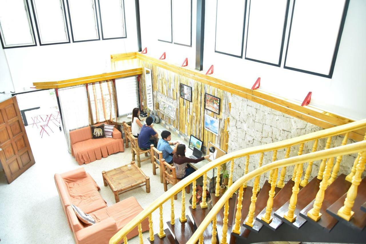 Guesthouse Storyshare Apas سيبو المظهر الخارجي الصورة