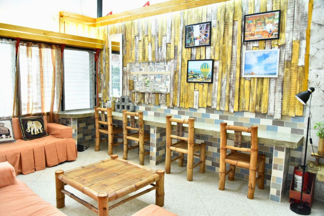 Guesthouse Storyshare Apas سيبو المظهر الخارجي الصورة
